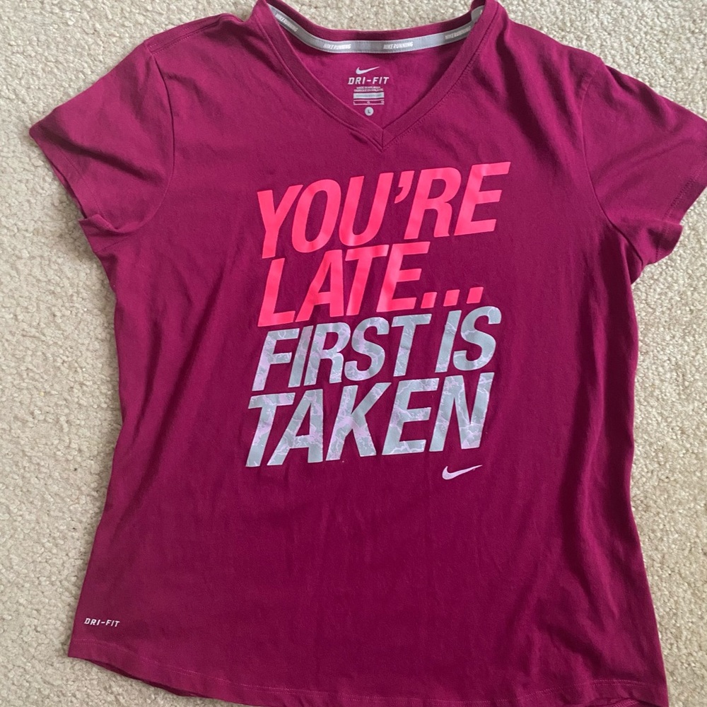 Vintage women’s Nike T-shirt